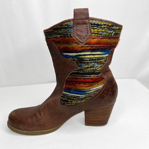 Bandolino BDZAMEN Multicolor Woven Ankle Boots Leather Southwestern Women's 8M - Picture 8 of 9